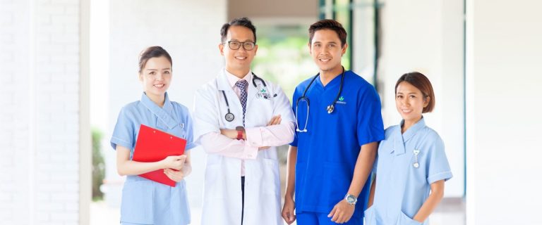 Reasons to Invest in Quality Medical Uniforms for Your Hospital or Clinic