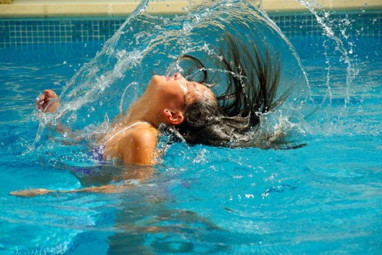 How Swimming Relieve Stress in Females