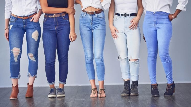 Many different and classy ways to style womens jeans
