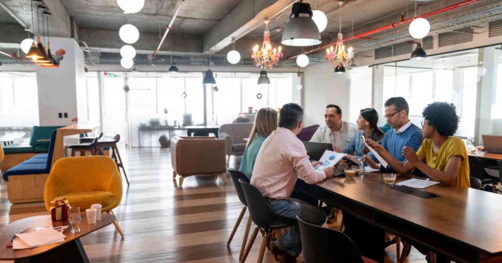 The Benefits of Coworking and How to Decide It Is Right for You?