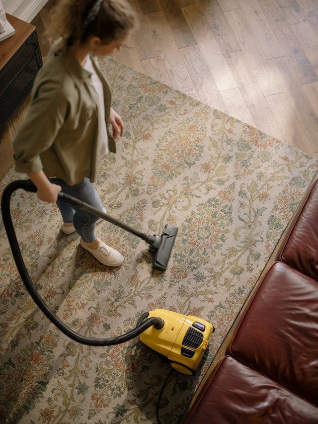 How to Clean Carpet: Check out these simple and easy tips