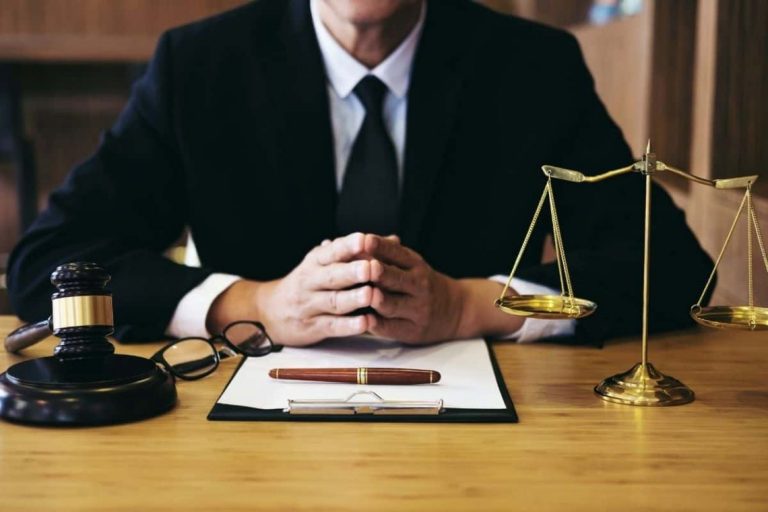 Many benefits to hiring a criminal defense lawyer in