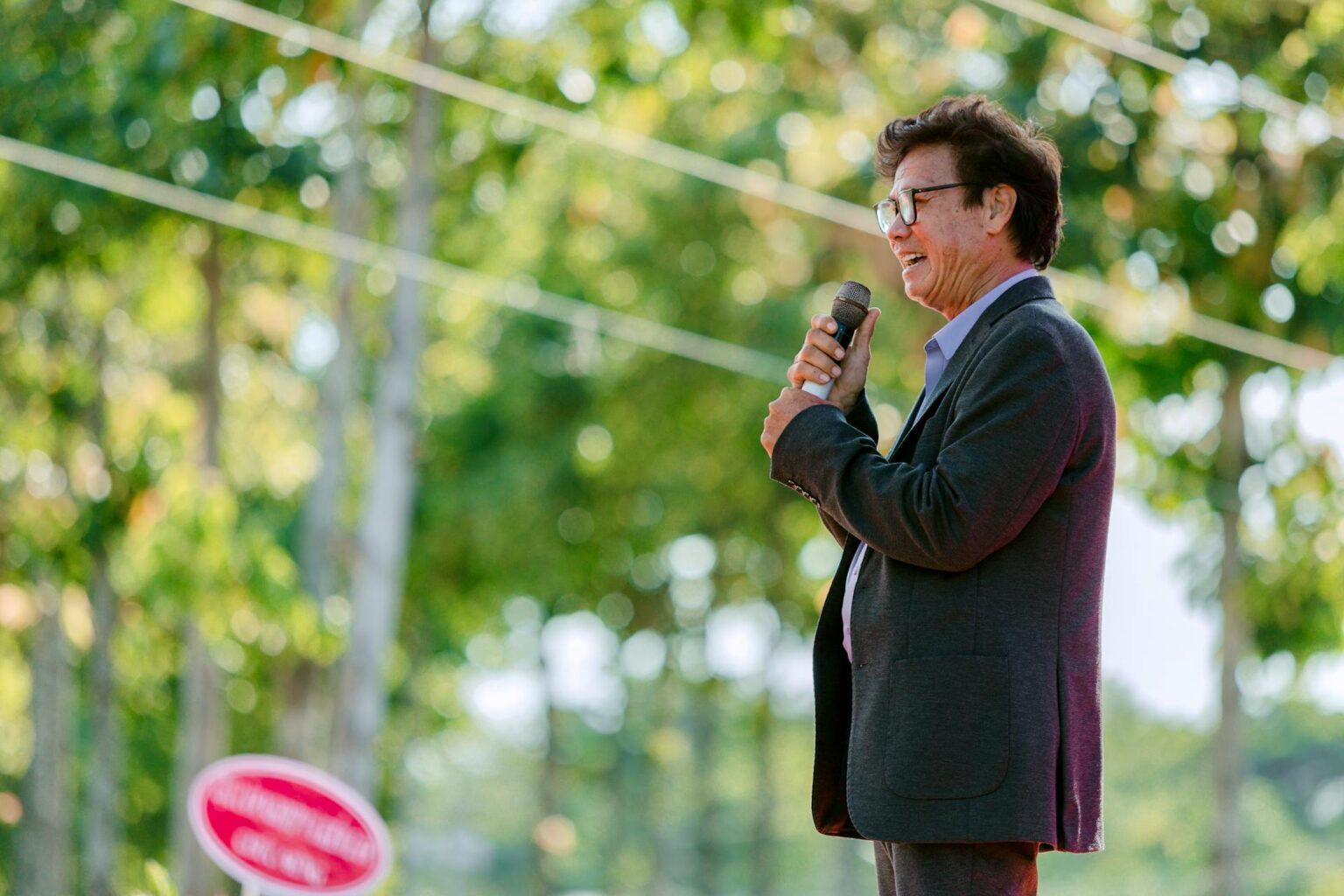 6 Ways to Be a Great Leadership Role Model