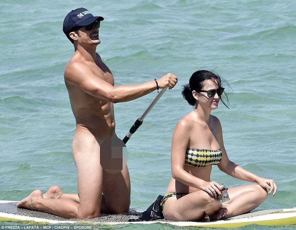The Day Orlando Bloom Went Paddle Boarding Naked With Katy Perry...